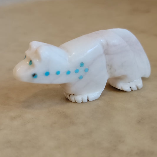 Jeff Yunie Alabaster Zuni Fetish Wolf