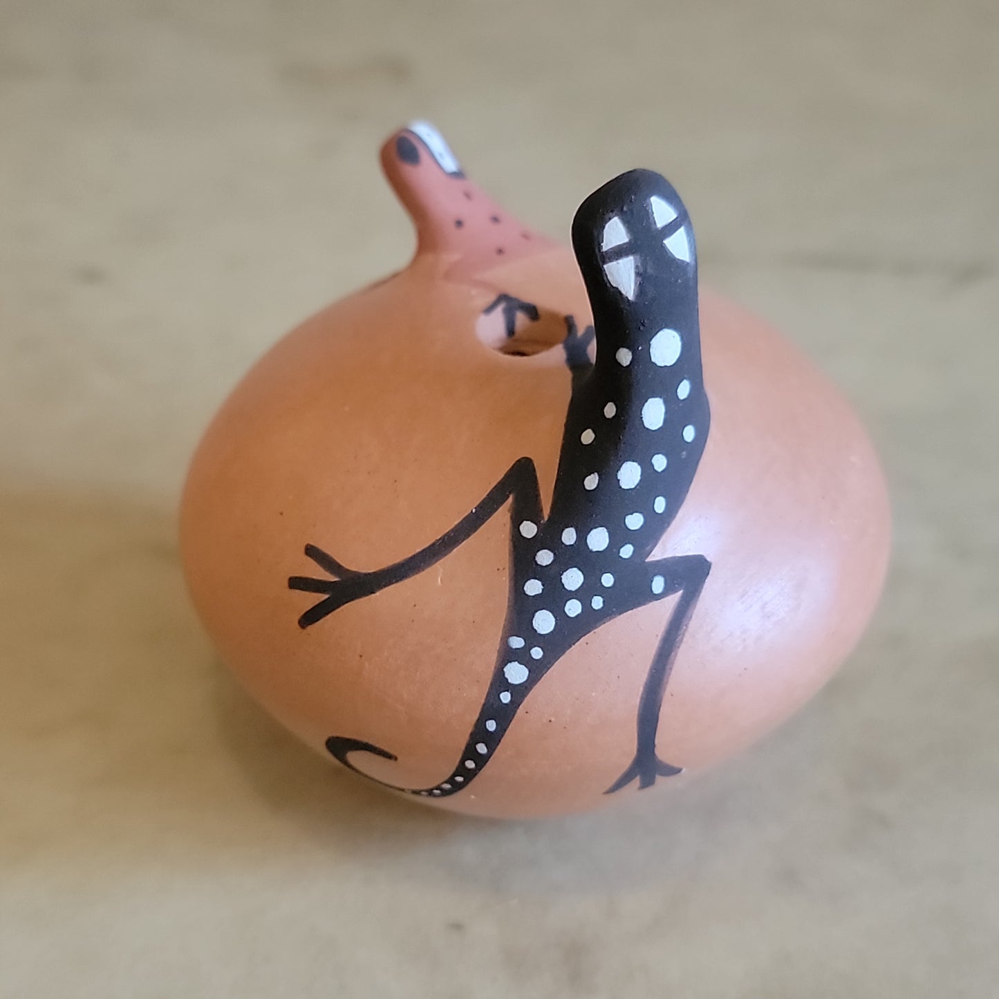 Agnes Peynetsa Zuni Pueblo Seedbowl w/Spotted Gecko and Frog Pueblo Pottery