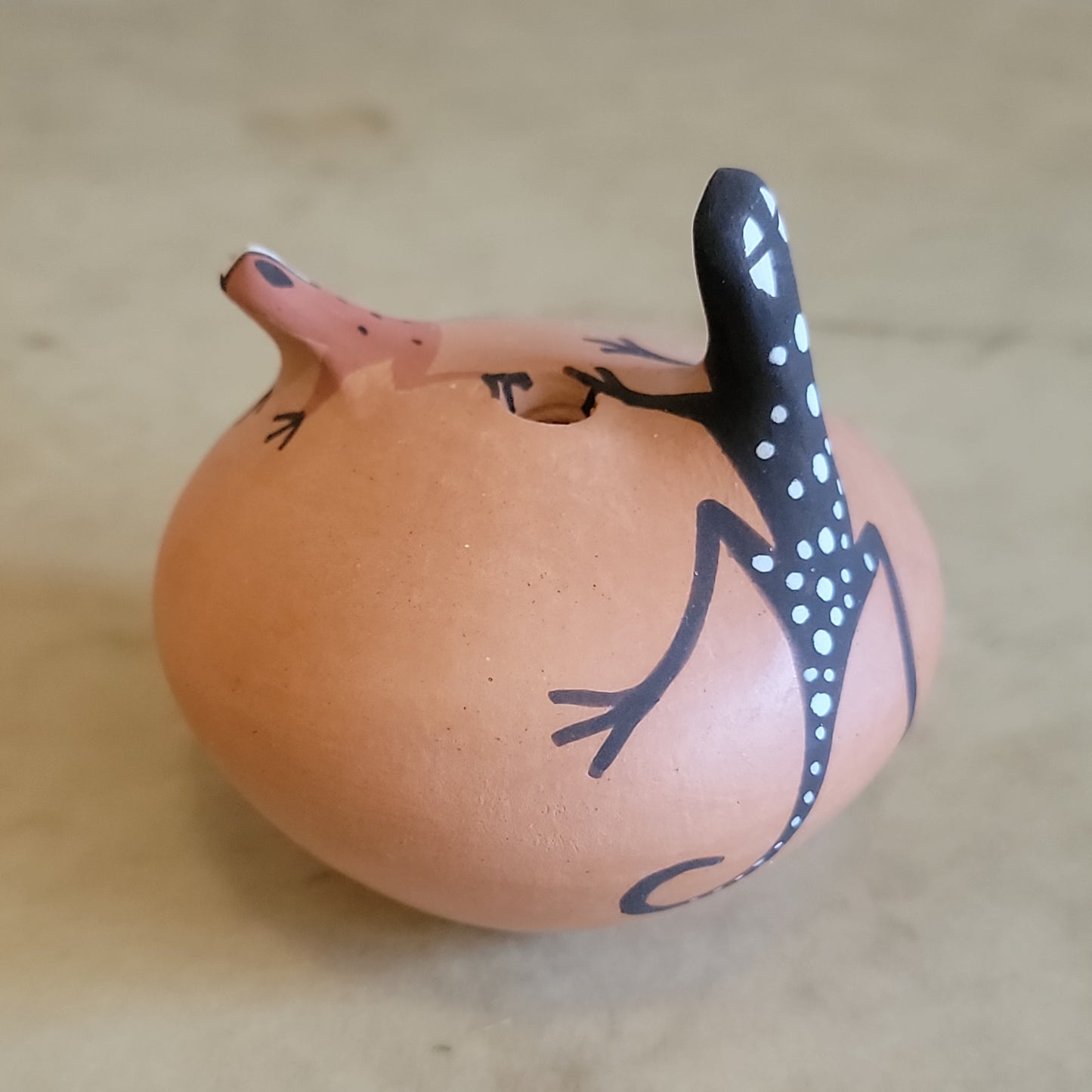 Agnes Peynetsa Zuni Pueblo Seedbowl w/Spotted Gecko and Frog Pueblo Pottery