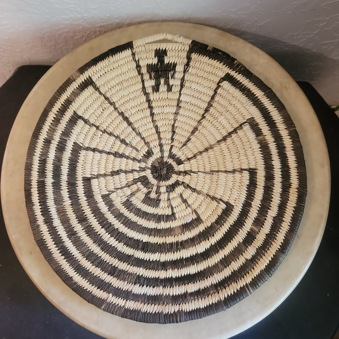 Unbelievable Find! Large Papago Tohono O'Odham "Man in the Maze" Indian Basket