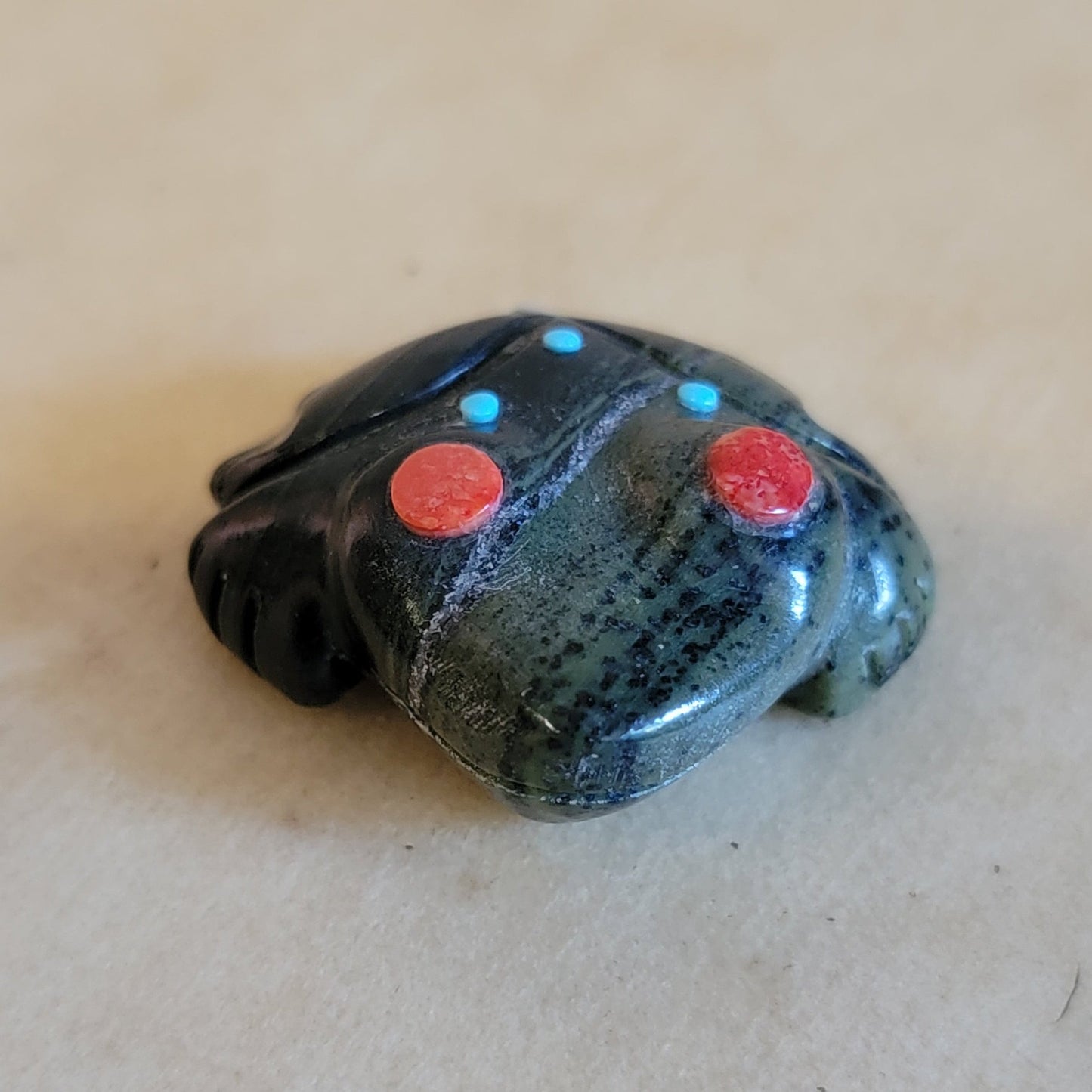 Serpentine Frog Zuni Fetish