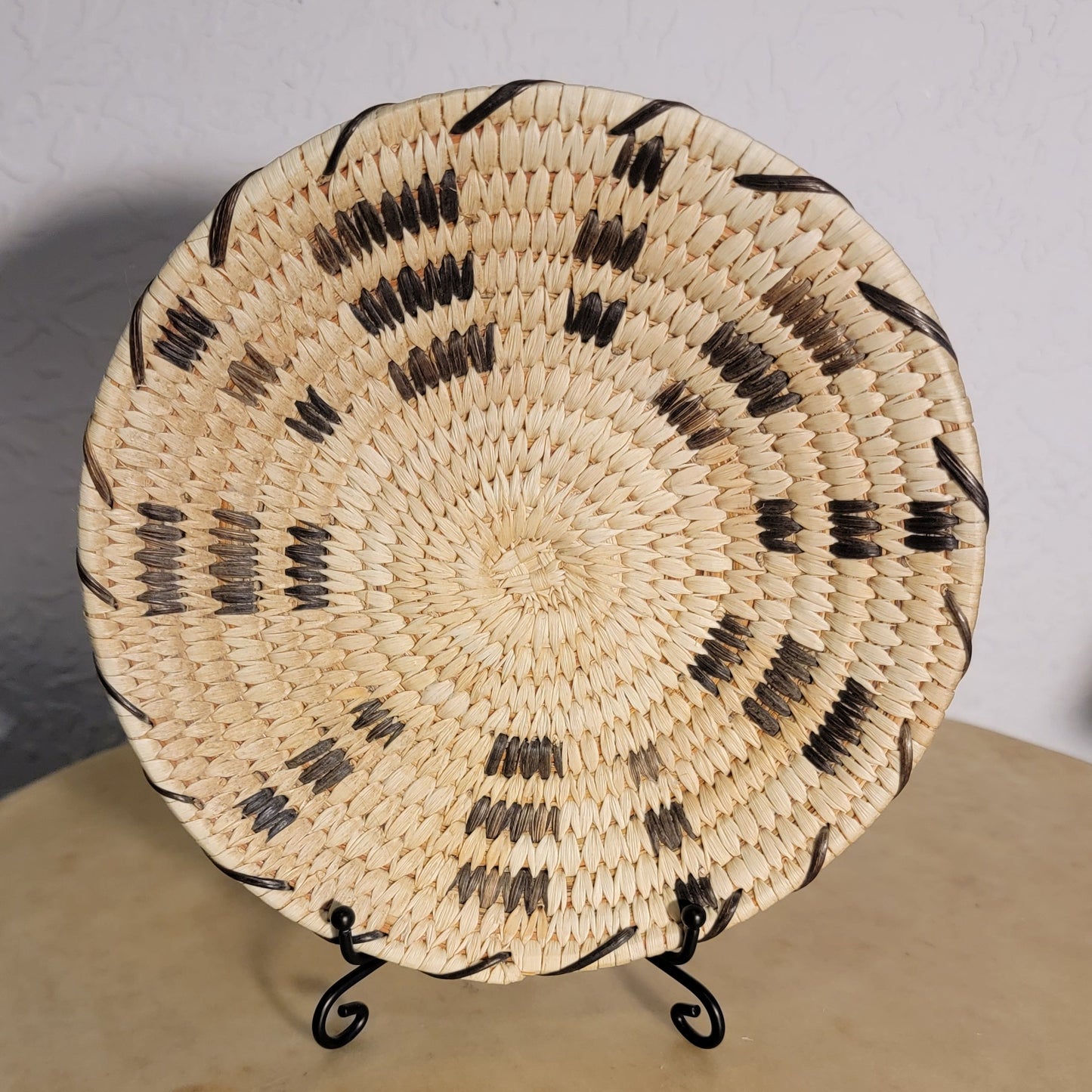 Papago Tohono O'Odham Coiled Indian Basket