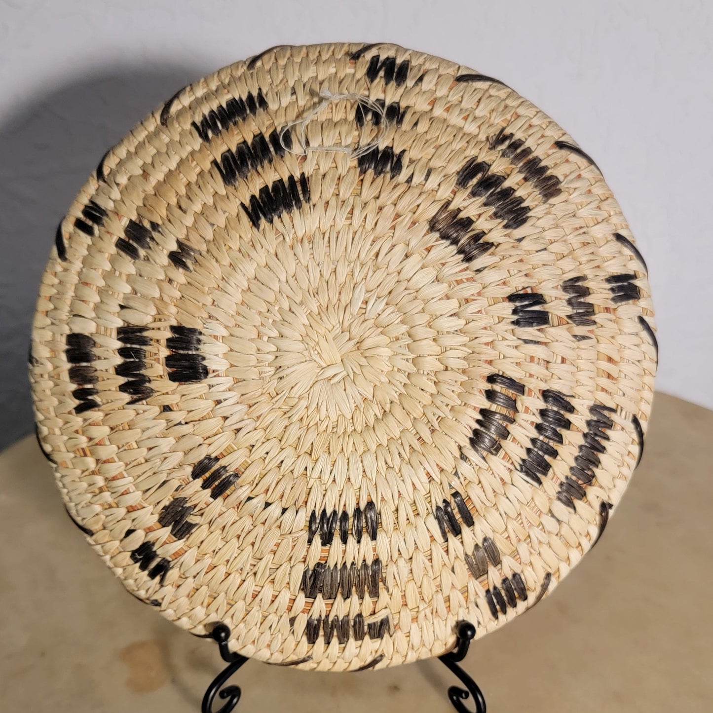 Papago Tohono O'Odham Coiled Indian Basket