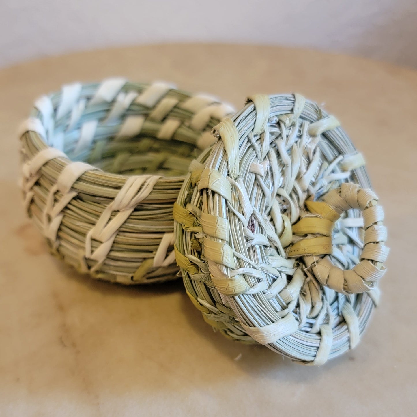 Papago Tohono O'Odham Split Stitch Keepsake Indian Basket