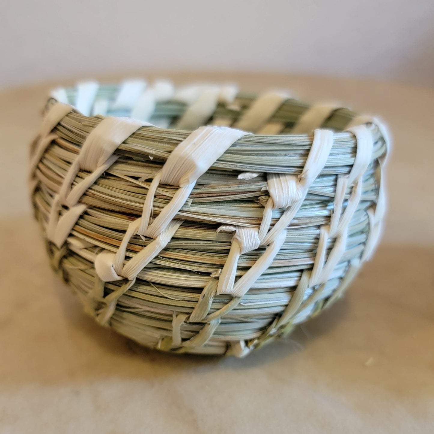 Papago Tohono O'Odham Split Stitch Keepsake Indian Basket