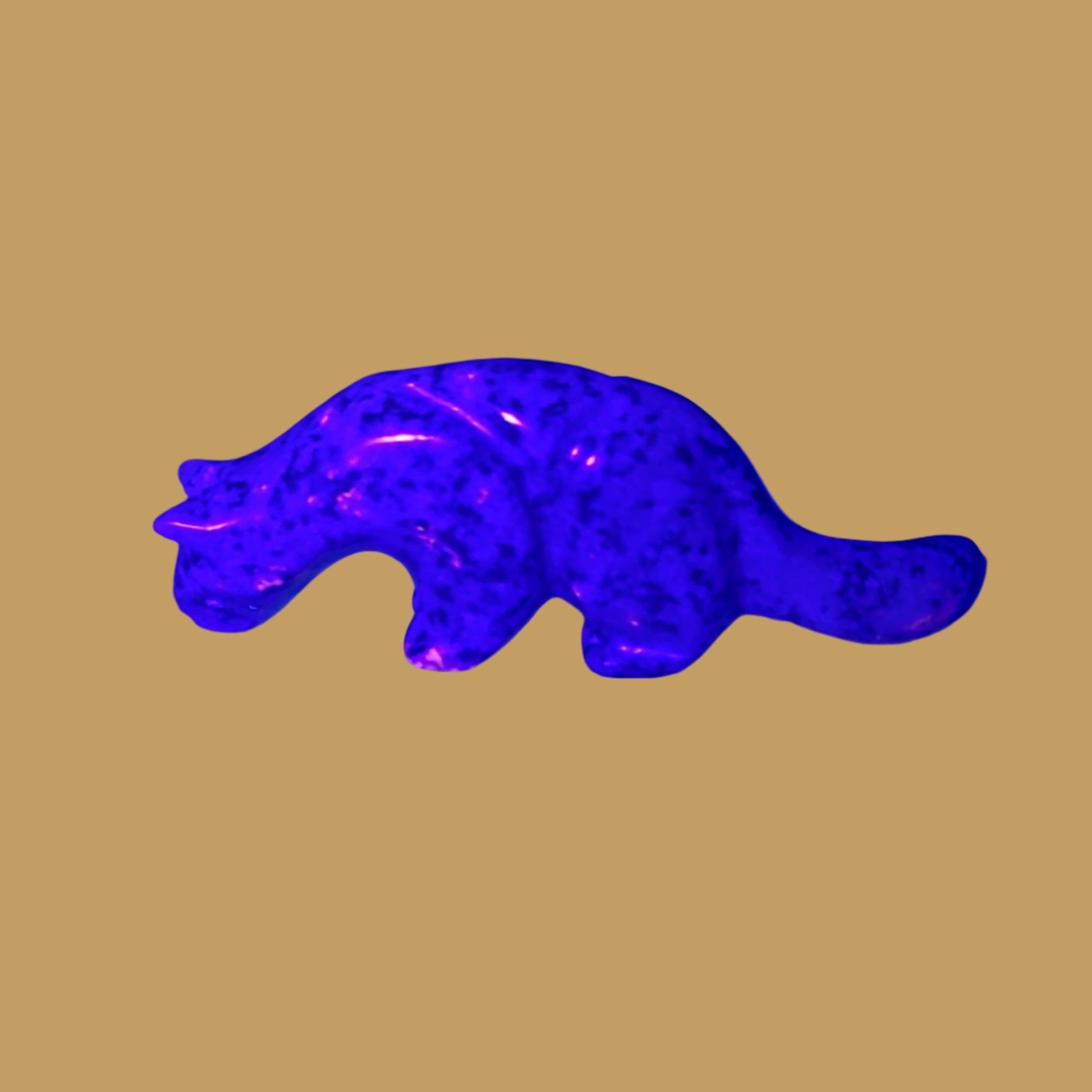 Amazing Yooperlite "Glow in the Dark" Mountain Lion Zuni Fetish