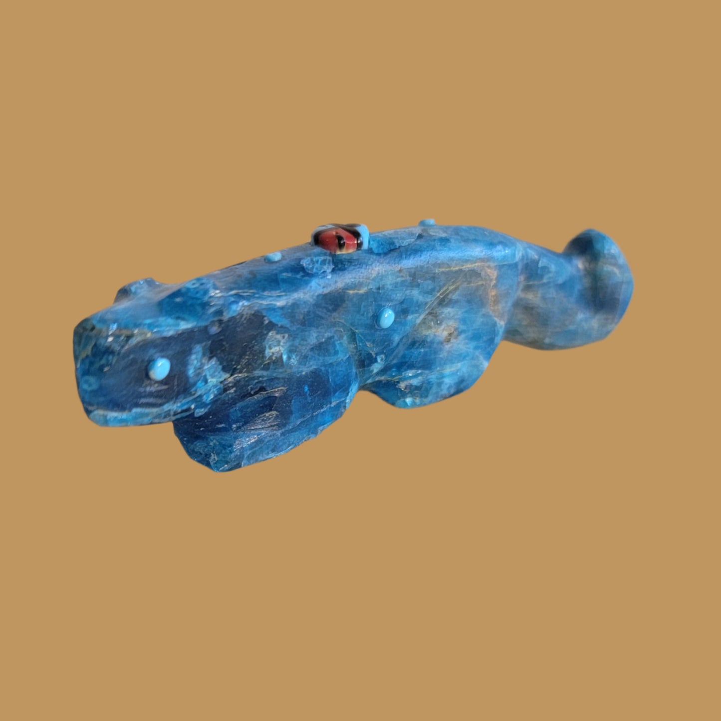Blue Optical Mountain Lion w/Zuni Sun Zuni Fetish