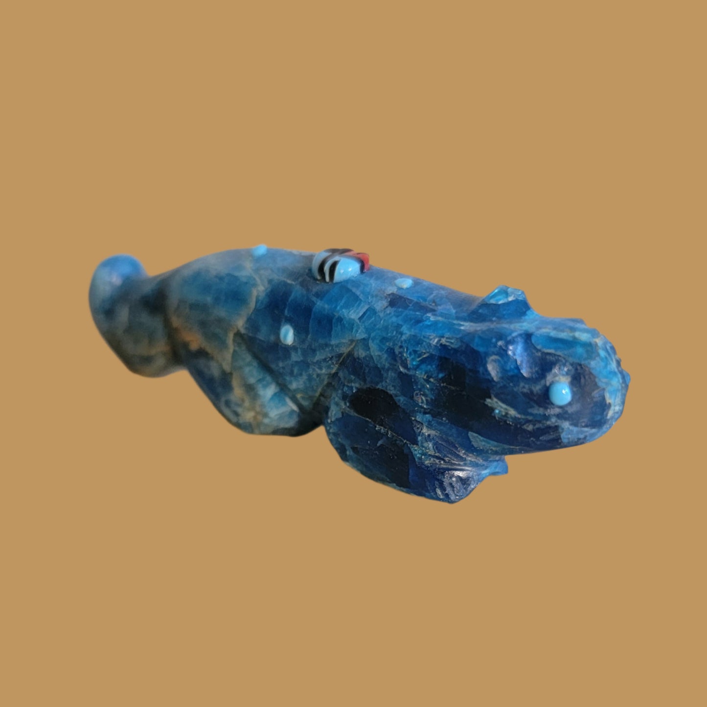 Blue Optical Mountain Lion w/Zuni Sun Zuni Fetish