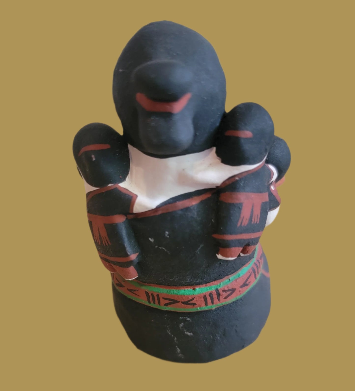 Santo Domingo Pueblo Storyteller w/six Babies Pueblo Pottery