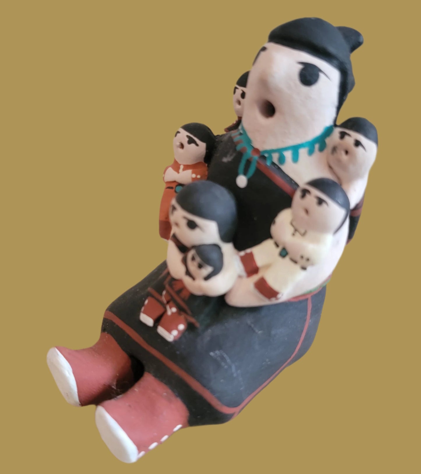 Santo Domingo Pueblo Storyteller w/six Babies Pueblo Pottery