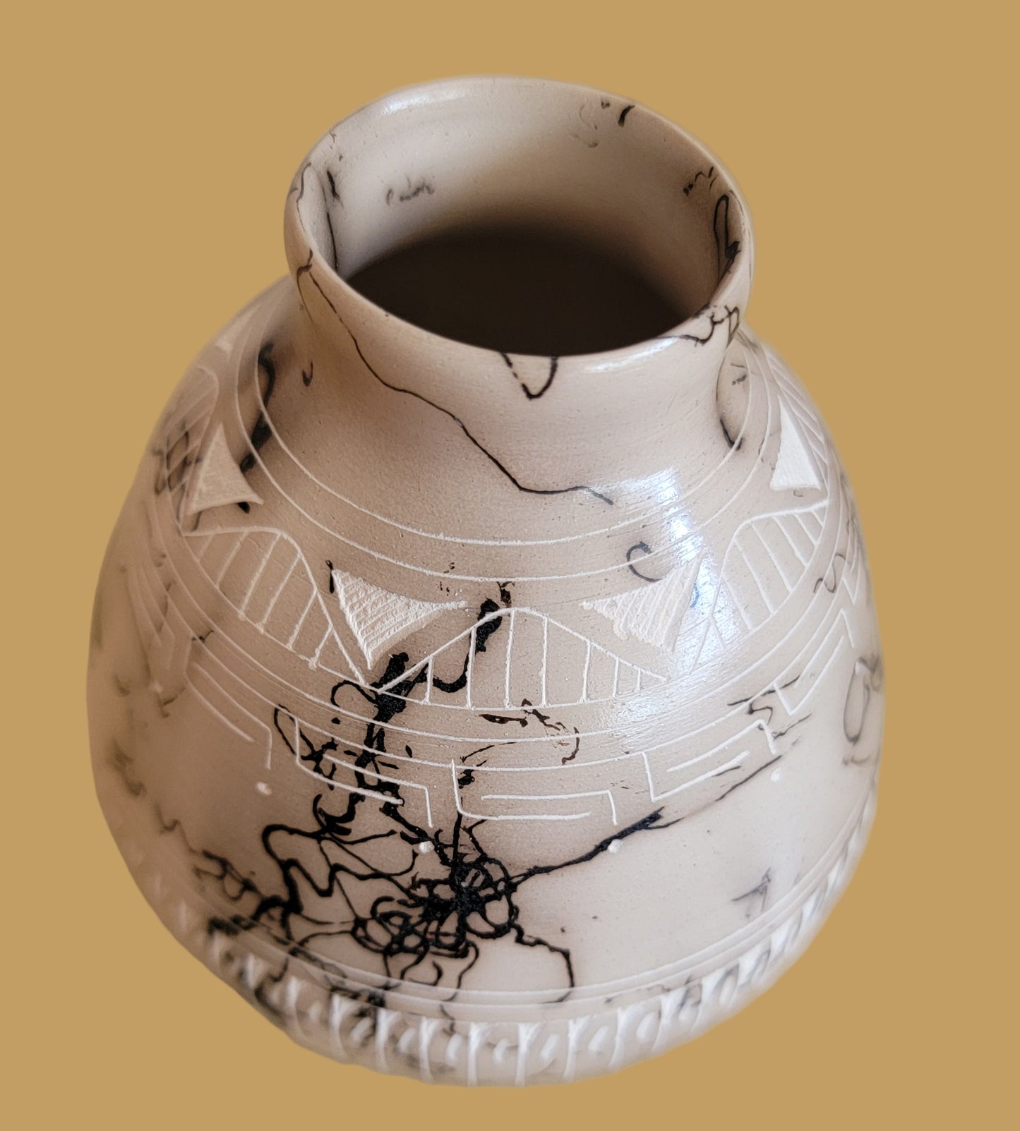 Thin Walled Navajo Horsehair Pottery Vase