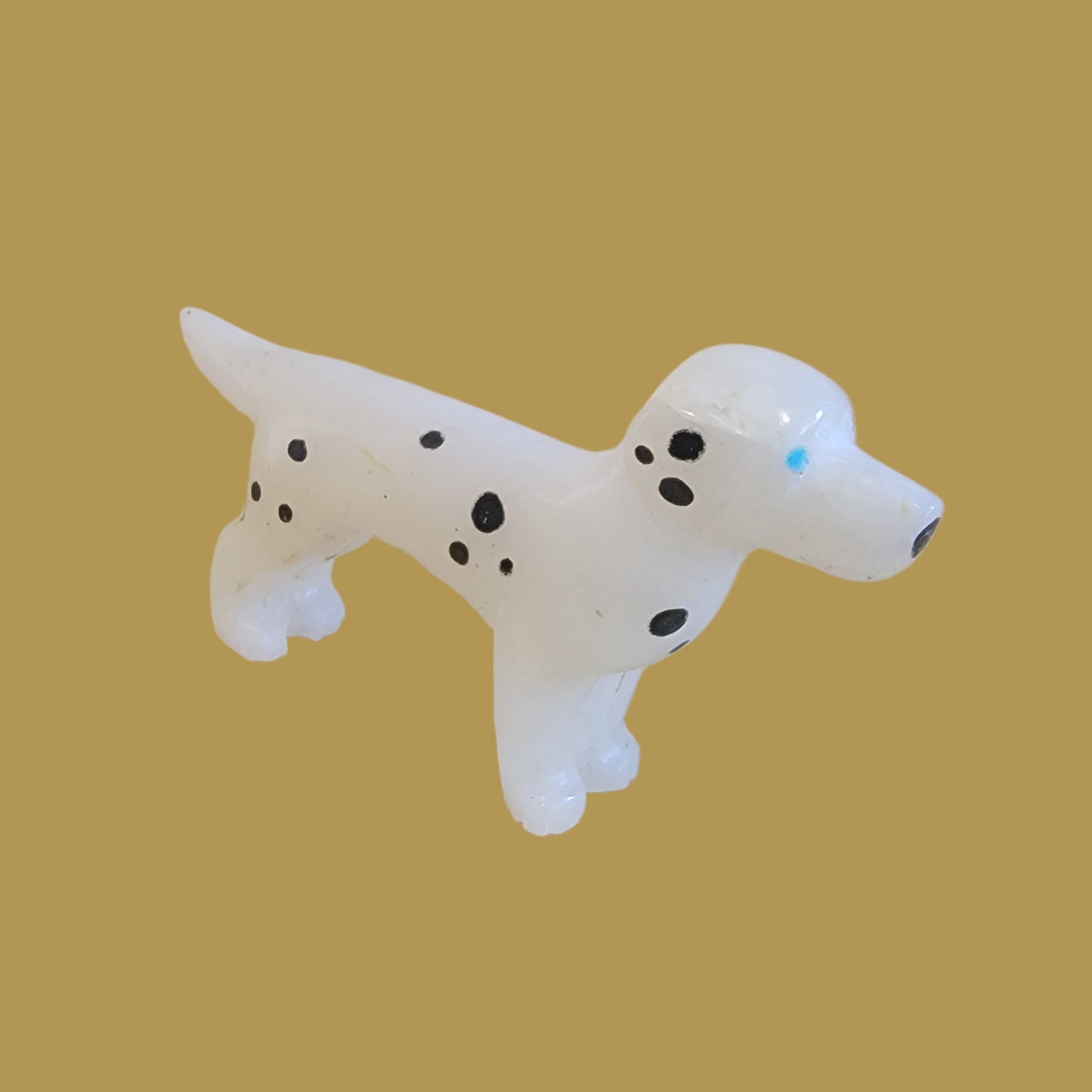 Spotted Alabaster Dalmatian Dog/Pup Zuni Fetish