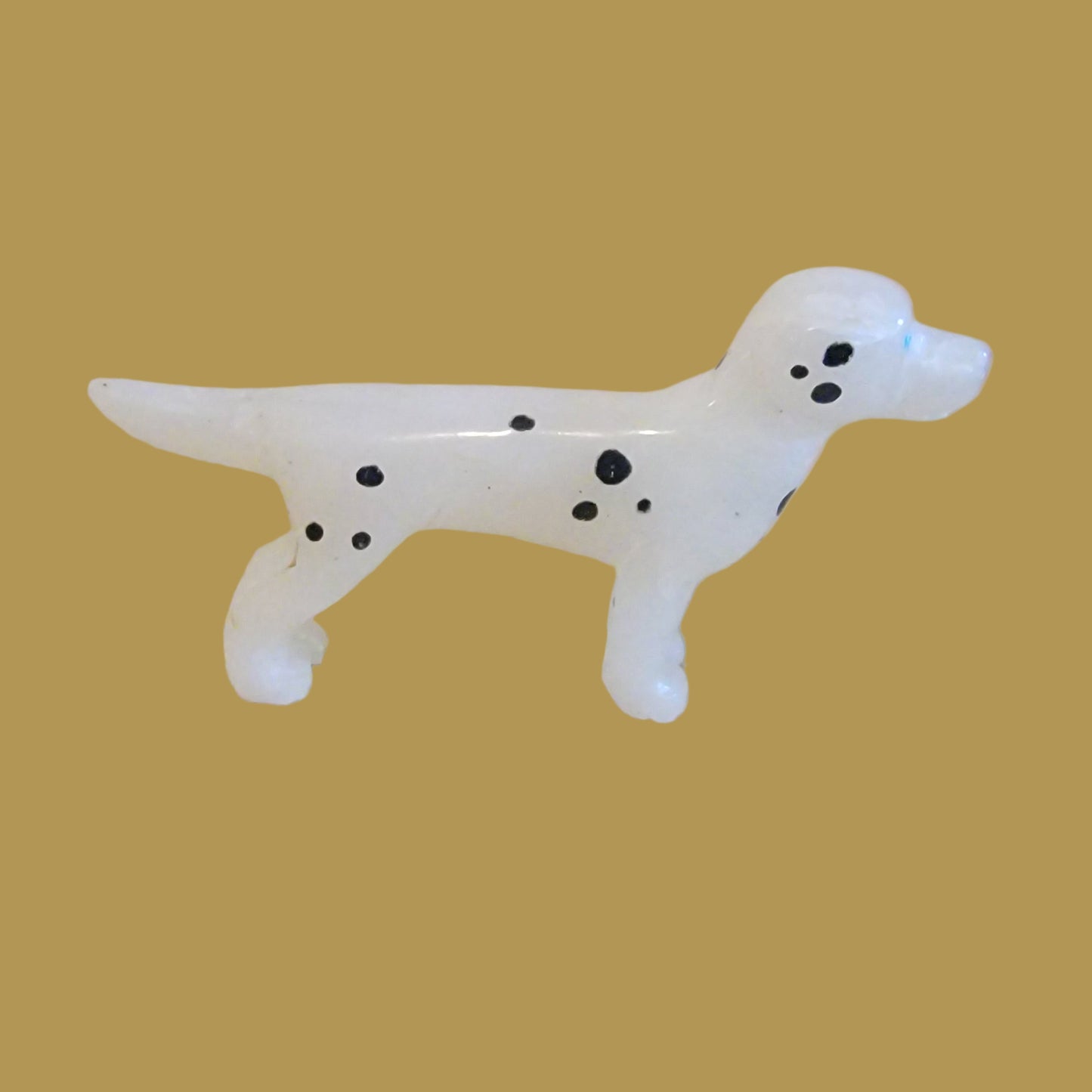 Spotted Alabaster Dalmatian Dog/Pup Zuni Fetish
