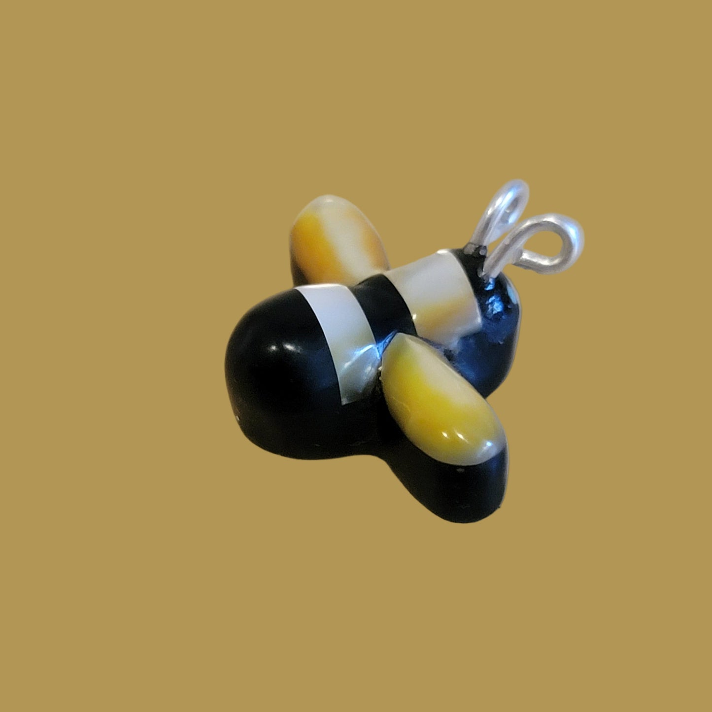 Jet and Gold Lip Bumblebee Zuni Fetish