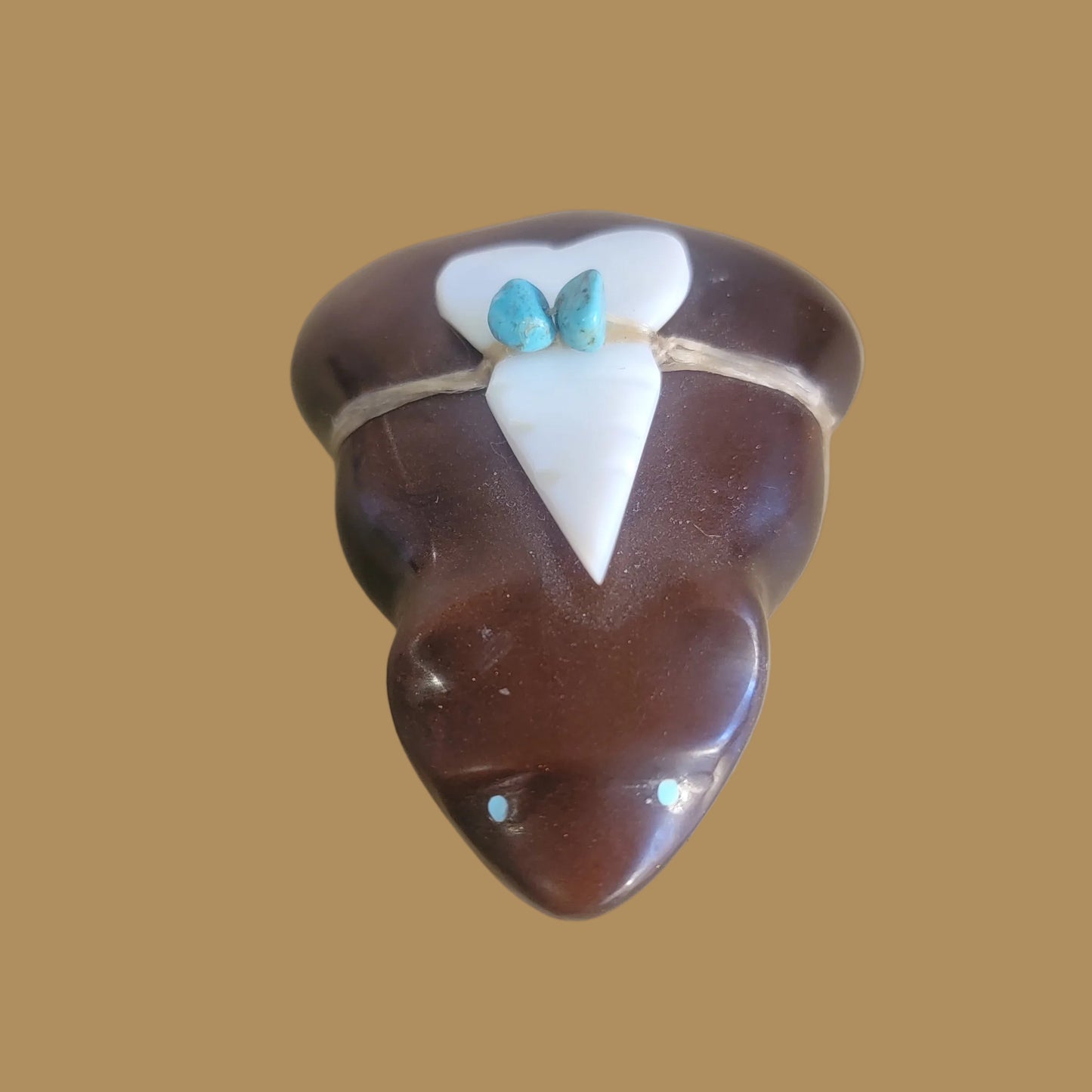 Golden Bowlerite Badger Zuni Fetish