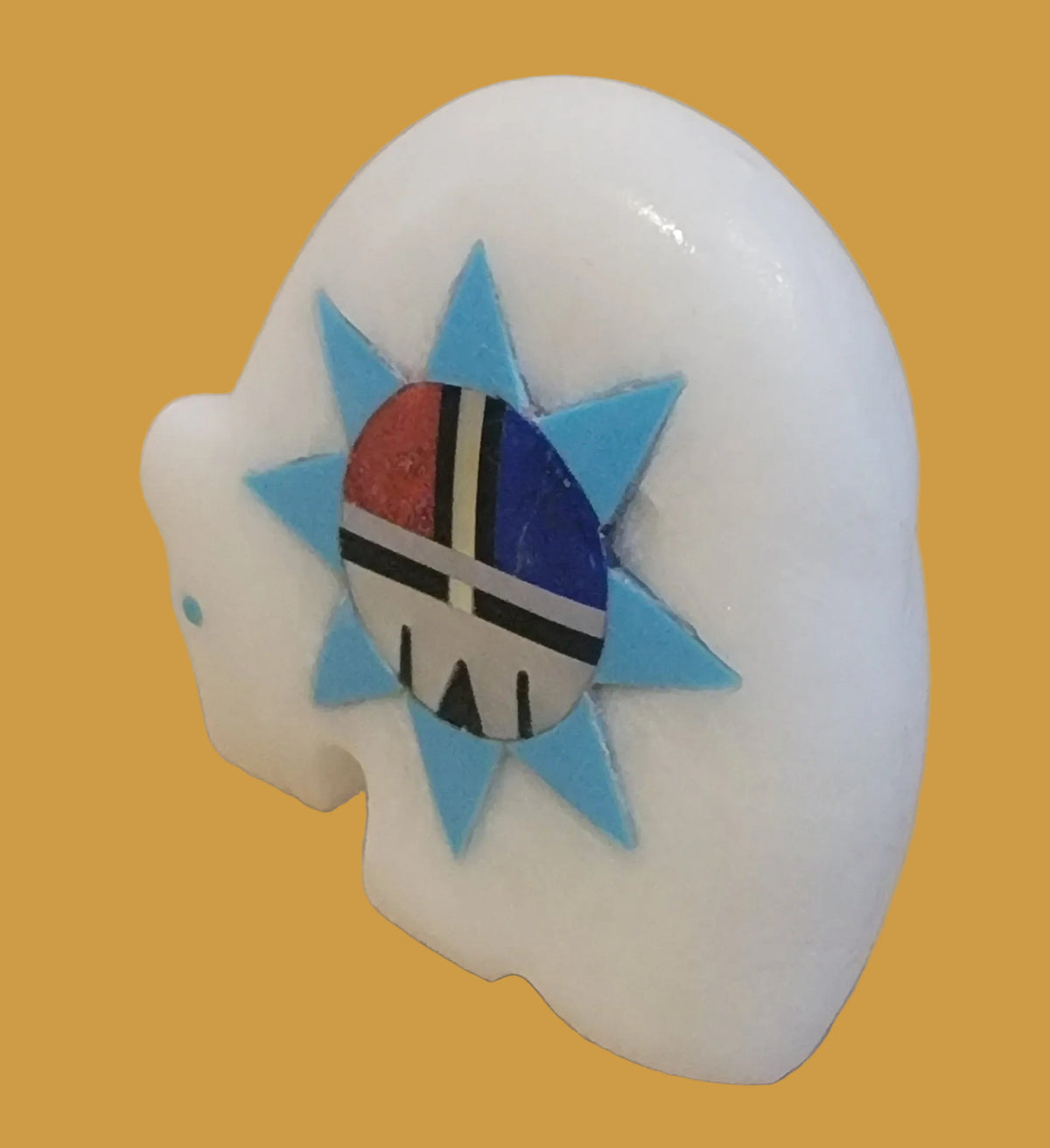Powerful White Marble Medicine Bear w/ Zuni Sun Zuni Fetish