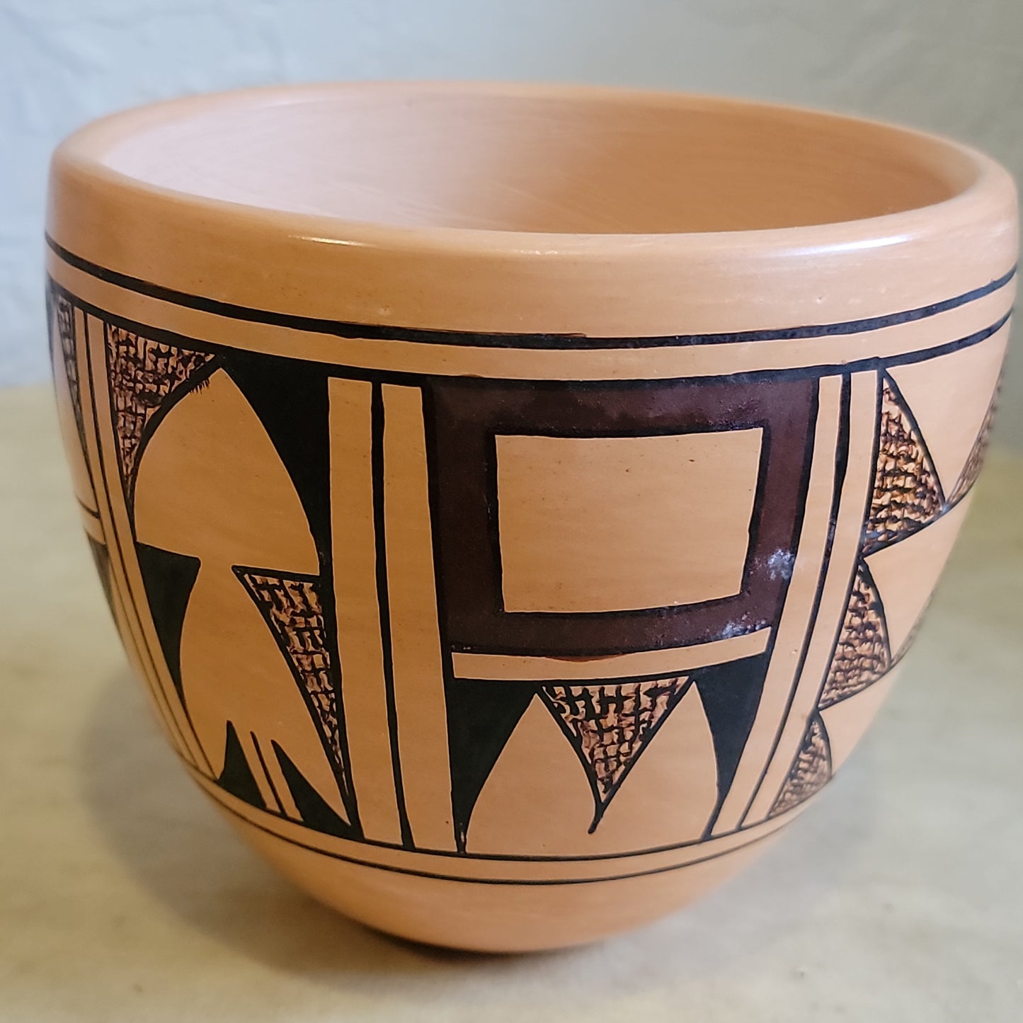 Harrison Jim Jr. (Frogwoman Joy Navasie Family Member) Hopi Pottery