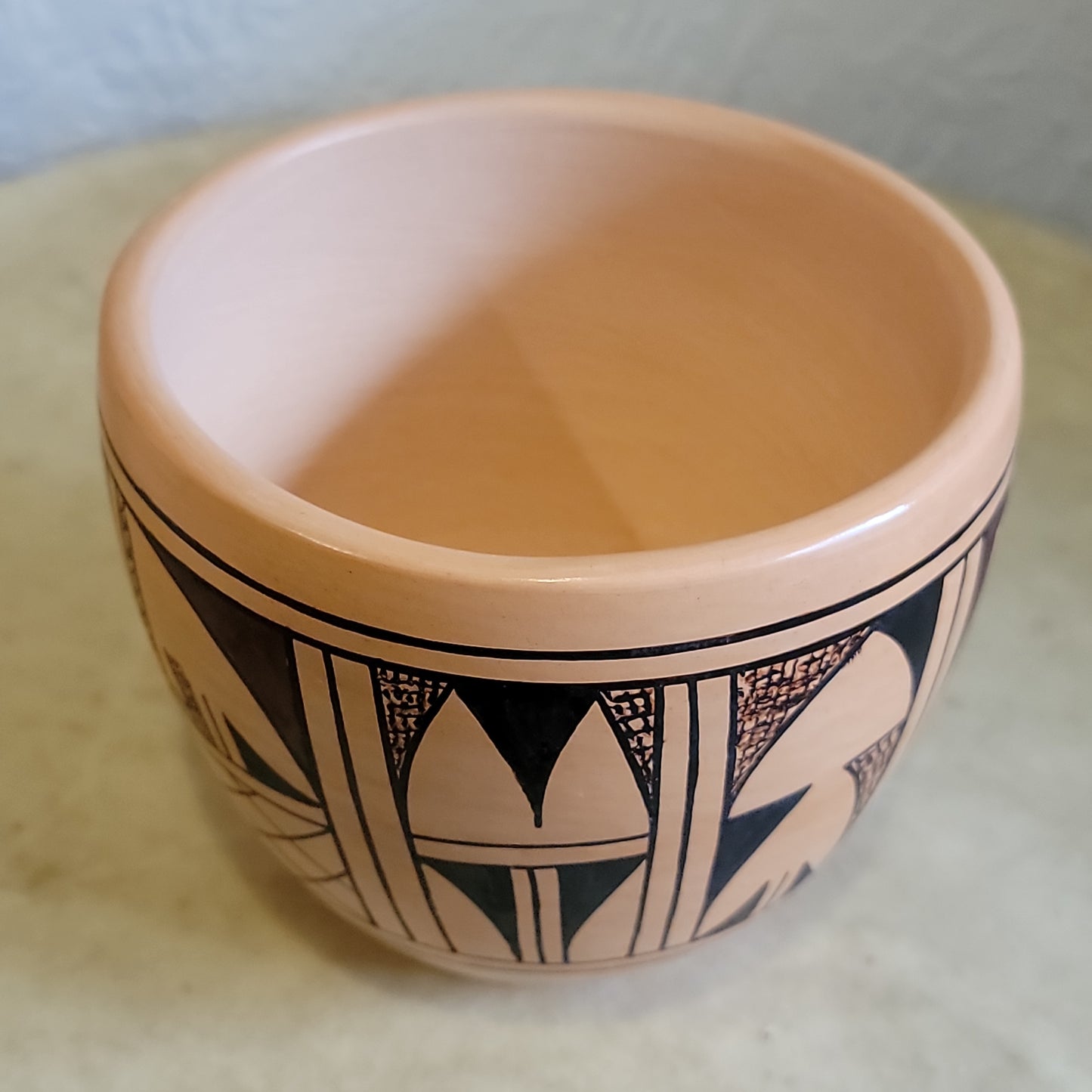 Harrison Jim Jr. (Frogwoman Joy Navasie Family Member) Hopi Pottery