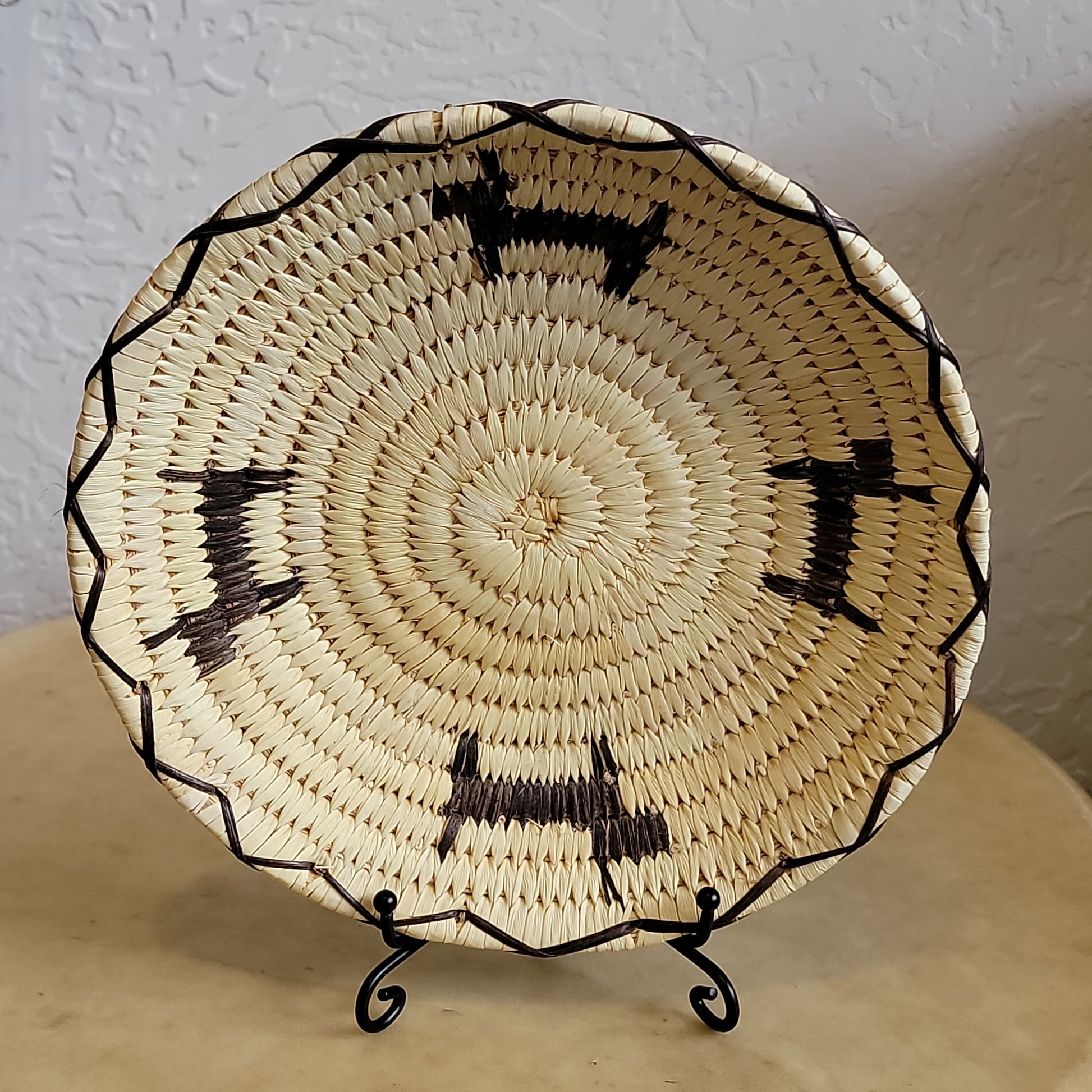 Papago/ Tohono O'Odham Dog Pattern Indian Basket