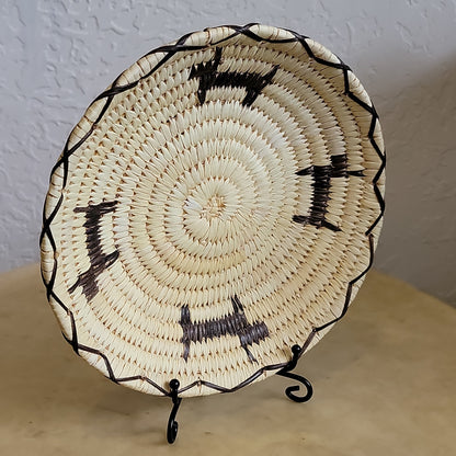 Papago/ Tohono O'Odham Dog Pattern Indian Basket