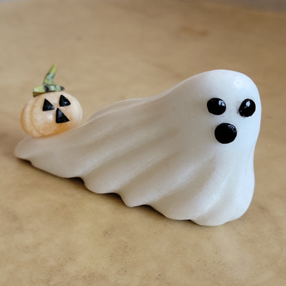 Ghost w/ Pumpkin Zuni Fetish