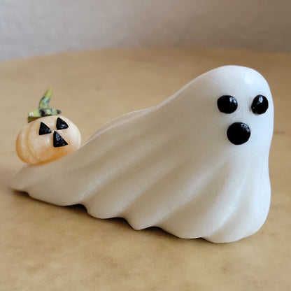 Ghost w/ Pumpkin Zuni Fetish