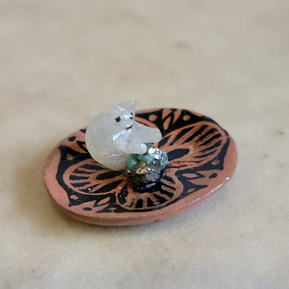 Miniature Alabaster Bear in Zuni Pottery Dish Zuni Fetish