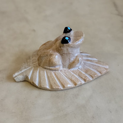 Freddie Leekya Travertine Frog Resting on Leaf Zuni Fetish