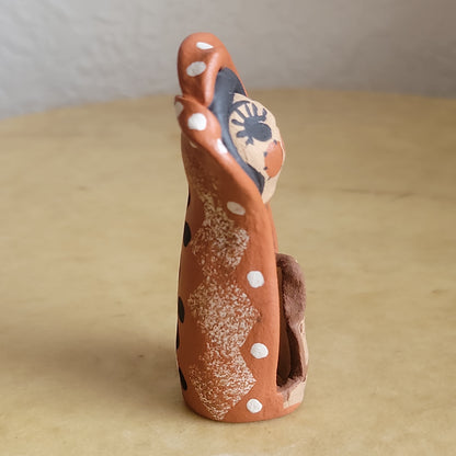 Felicia Fragua Unique Jemez Maiden Figurine W/ Pueblo  Indian Pottery