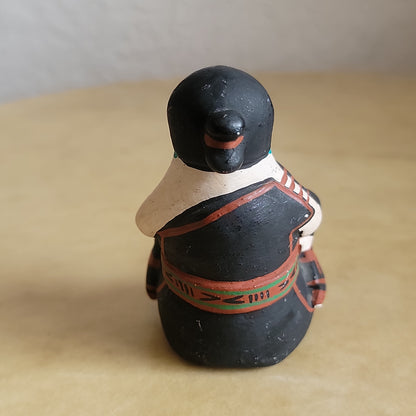 Robert Tenorio Santo Domingo Pueblo Pottery Storyteller w/ three babies