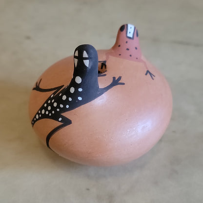 Agnes Peynetsa Zuni Pueblo Seedbowl w/Spotted Gecko and Frog Pueblo Pottery