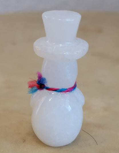 Alabaster Snowman Zuni Fetish