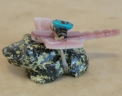 Daisy Leonard Pink Mussel Shell Dragonfly on Serpentine Frog Zuni Fetish