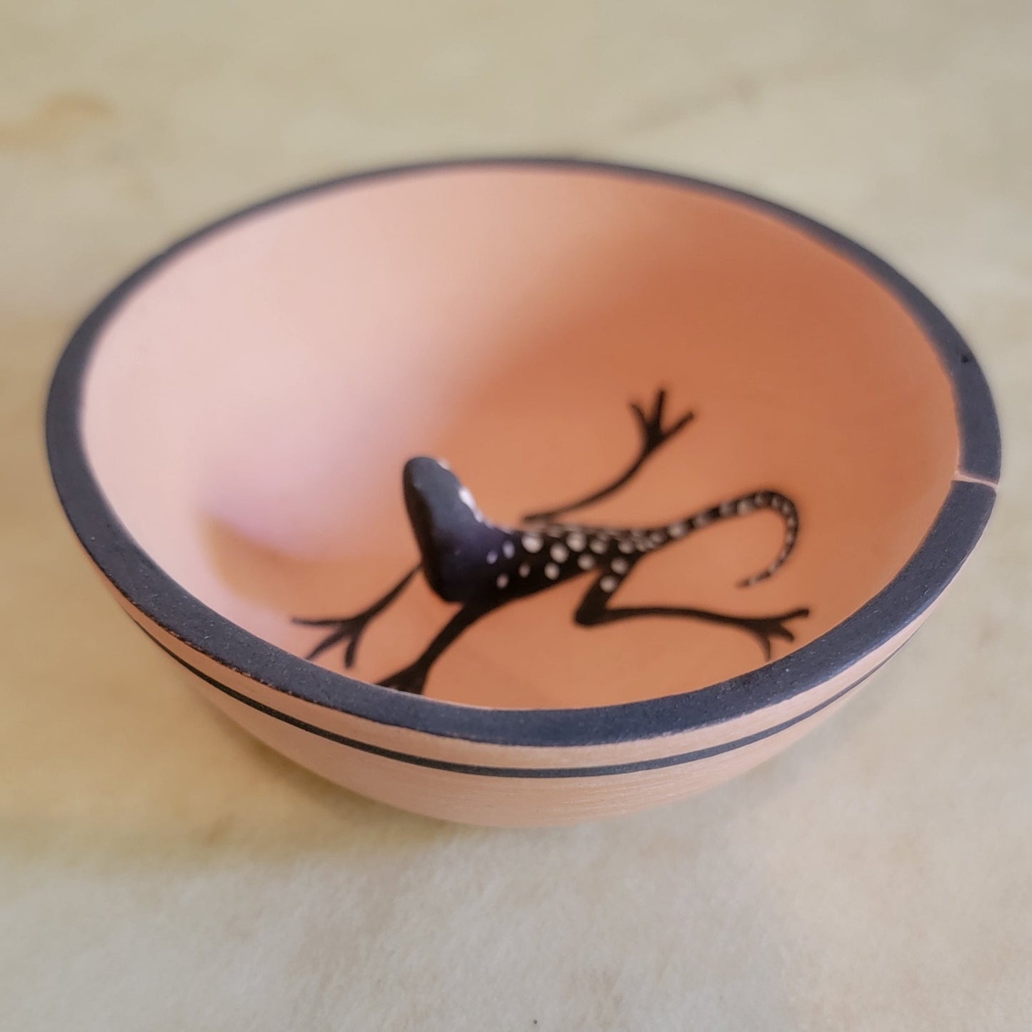 Agnes Peynetsa Zuni Pueblo Pottery Bowl w/Raised Spotted Gecko