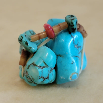 Double Turquoise Nugget Bears Zuni Fetish