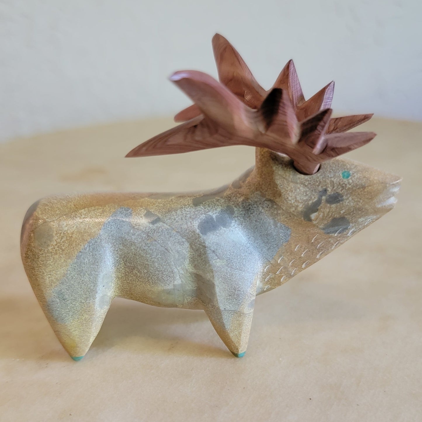 Enrike Leekya Travertine Elk w/ Cedar Horns Zuni Fetish