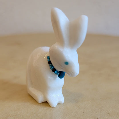 Andres Lementino white Marble Bunny Rabbit w/Necklace Zuni Fetish