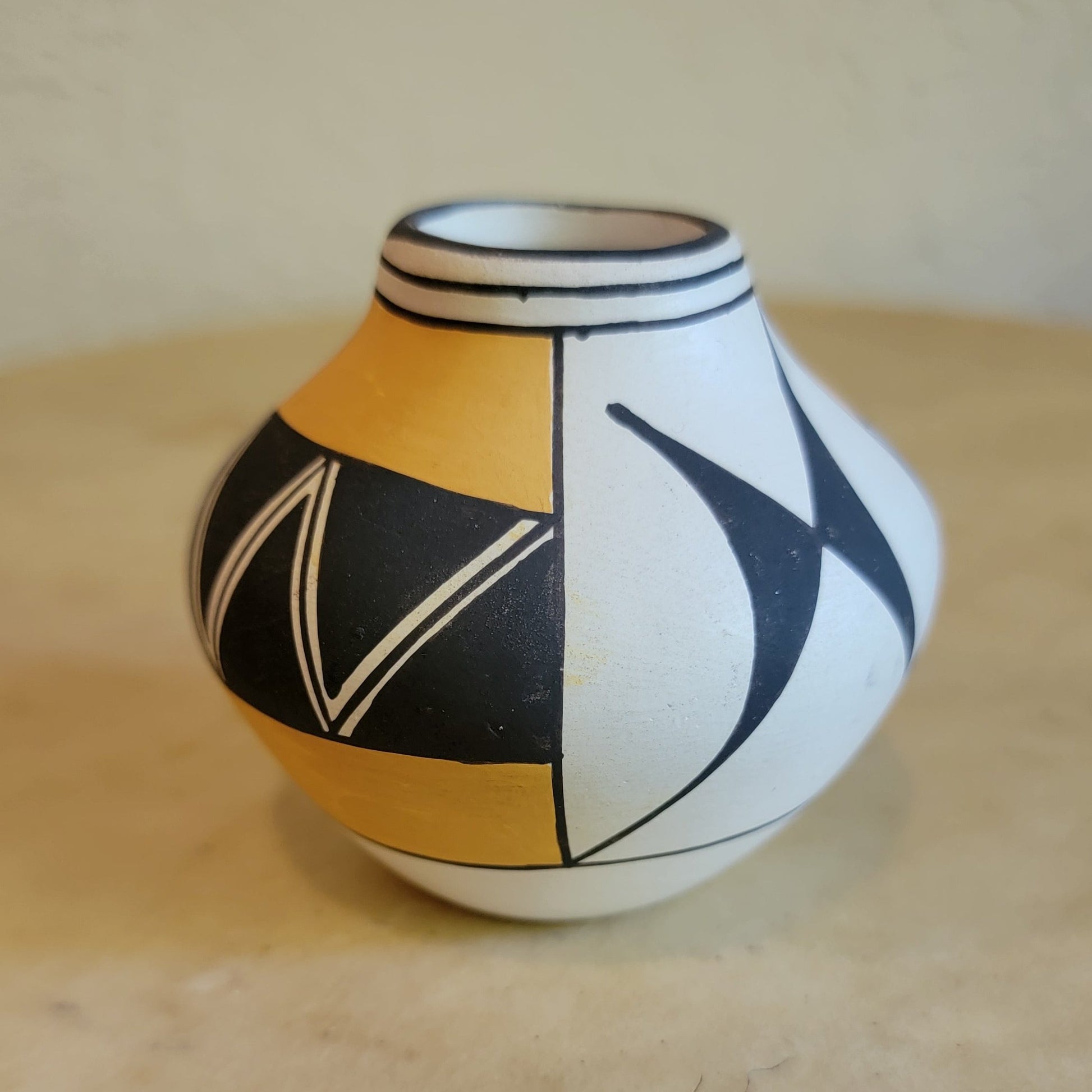 Brenda Garcia Vintage Acoma Pueblo Pottery Thin Walled Vase