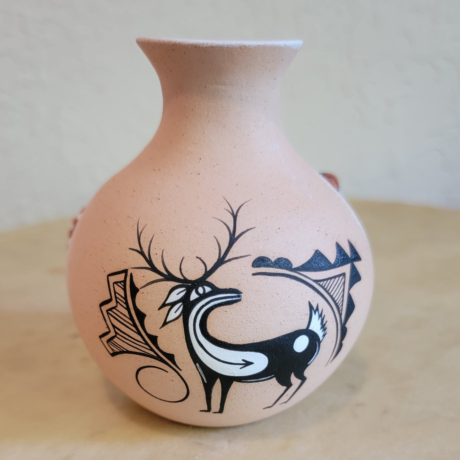 Tony Lorenzo  Thin Walled Zuni Pueblo Pottery Vase w/ Raised Gecko and Deer w/ Heartline Design