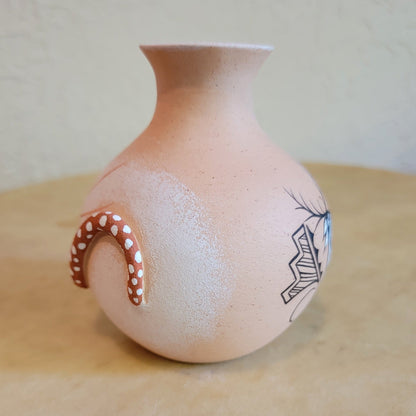 Tony Lorenzo  Thin Walled Zuni Pueblo Pottery Vase w/ Raised Gecko and Deer w/ Heartline Design