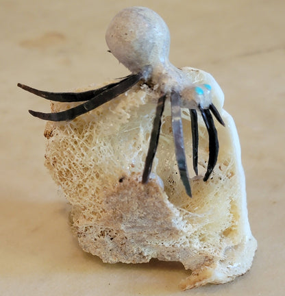 Spooky Antler Spider with Pearl Eggs Zuni Fetish