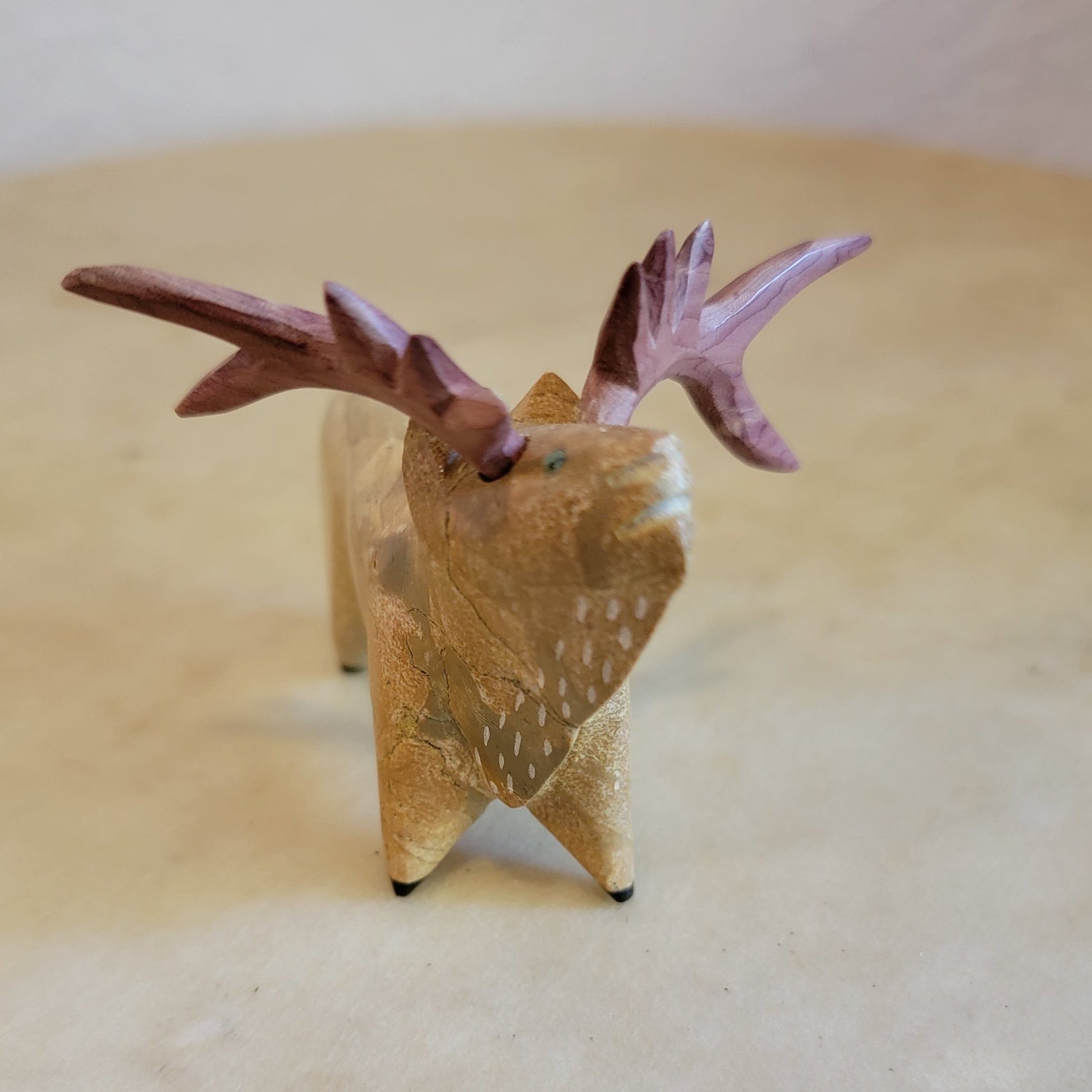 Travertine Elk w/Cedar Antlers Zuni Fetish