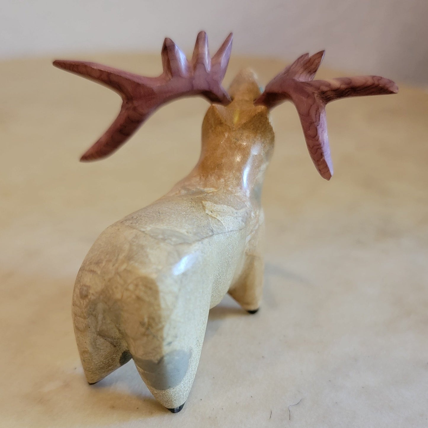 Travertine Elk w/Cedar Antlers Zuni Fetish