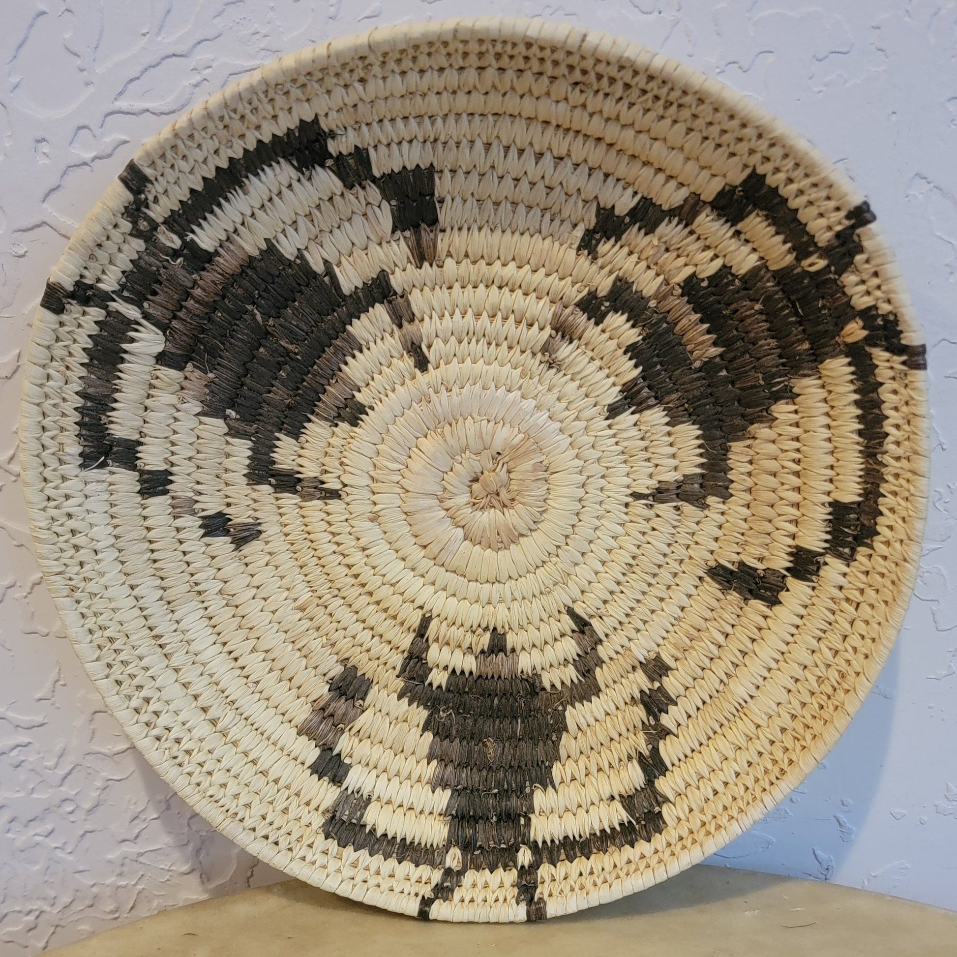 Scorpion Papago/ Tohono O'Odham Indian Basket