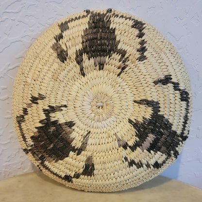 Scorpion Papago/ Tohono O'Odham Indian Basket