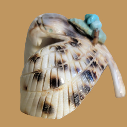 Cowrie Shell Eagle with Turquoise Pack Zuni Fetish