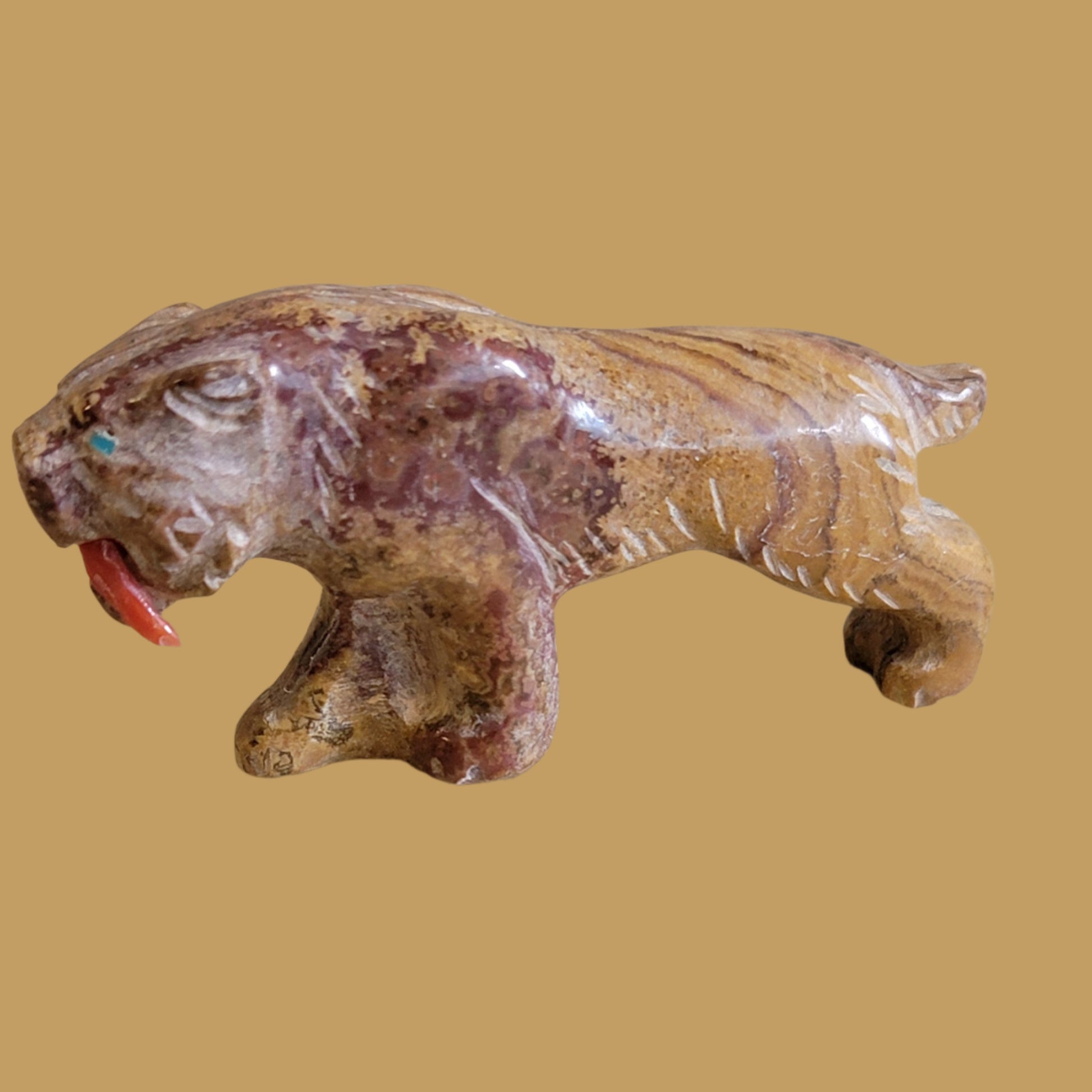 Onyx Saber Tooth Tiger w/Coral Fangs Zuni Fetish