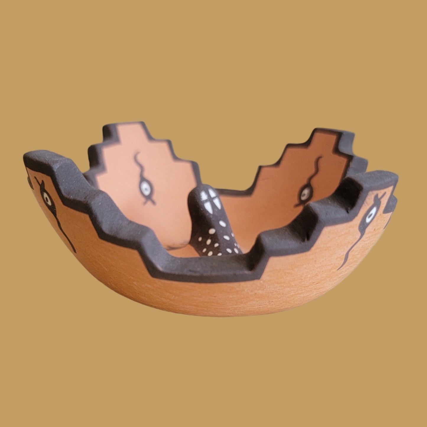 Kiva Step/Raincloud Rimmed Zuni Pueblo Pottery Bowl with Raised Gecko