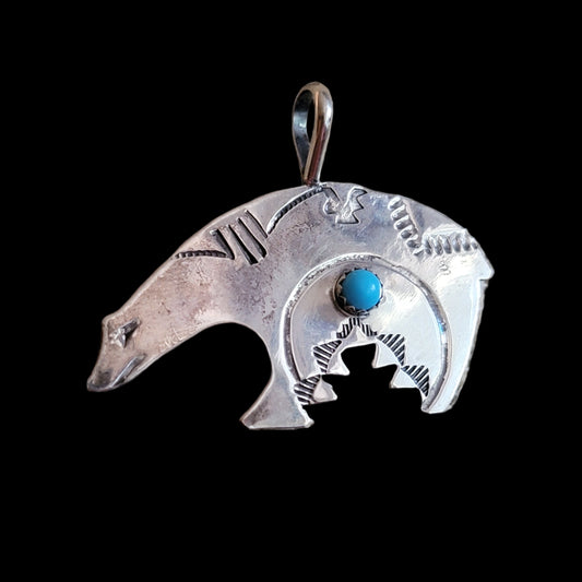 Navajo Sterling Fetish Bear Pendant Indian Jewelry
