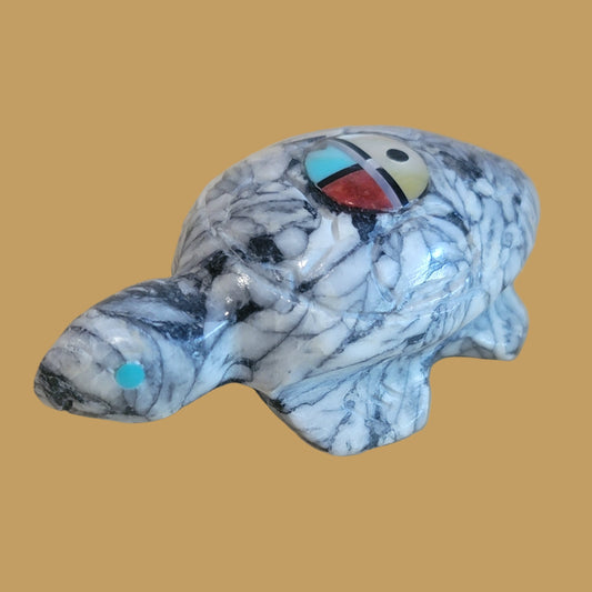 Serpentine Turtle w/Zuni Sun Zuni Fetish